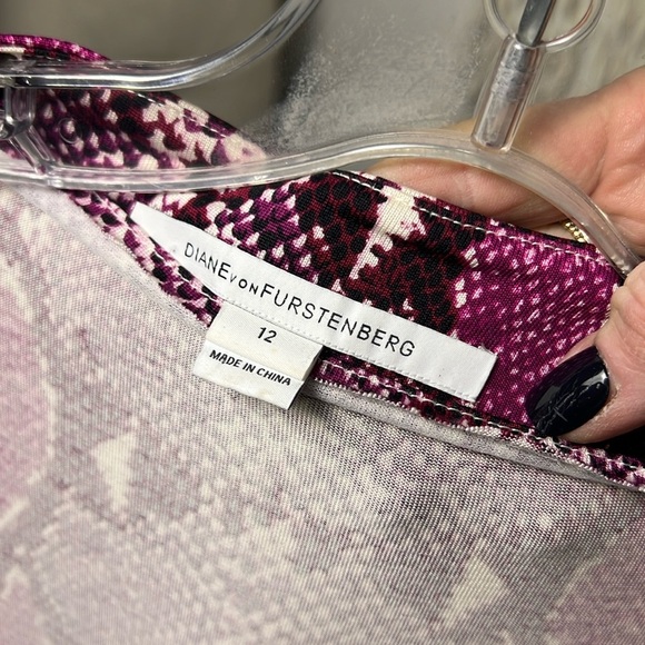 Diane Von Furstenberg | DVF Silk Pink Black Snake Print Julian Two Wrap Dress 12 - Picture 7 of 11